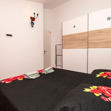 Apartments With Pool In Pula,Croatia 외부 사진
