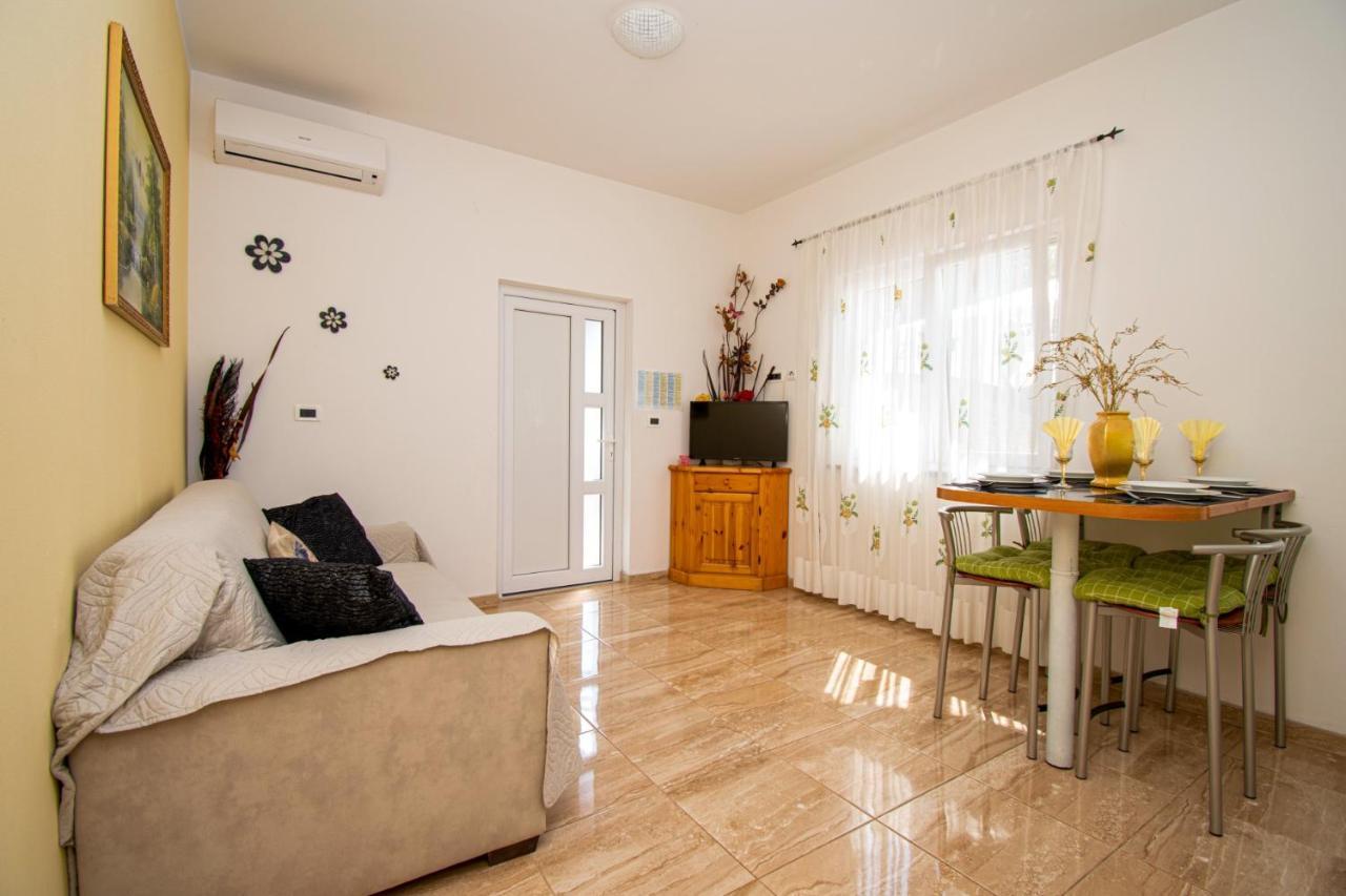Apartments With Pool In Pula,Croatia 외부 사진