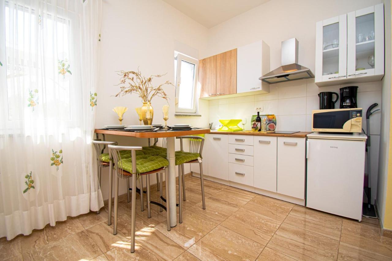 Apartments With Pool In Pula,Croatia 외부 사진