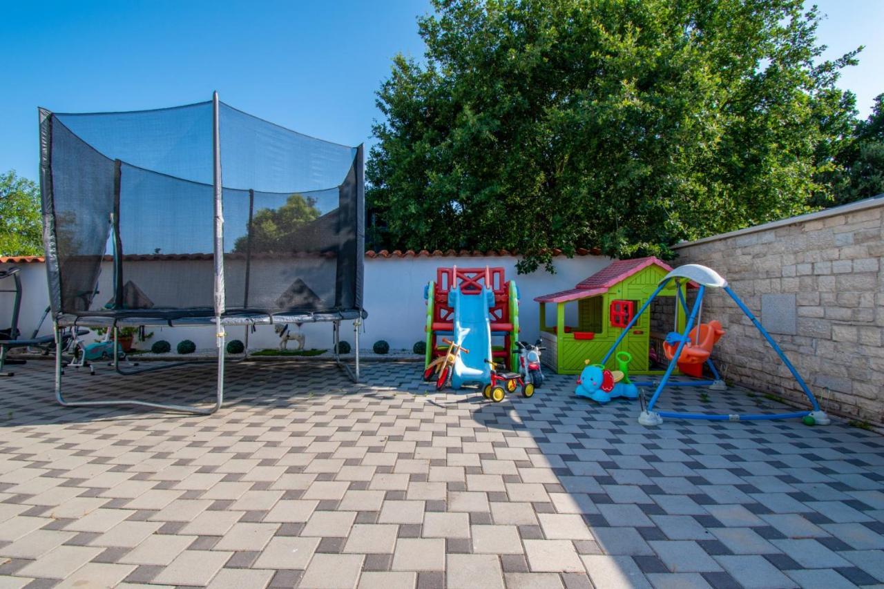 Apartments With Pool In Pula,Croatia 외부 사진