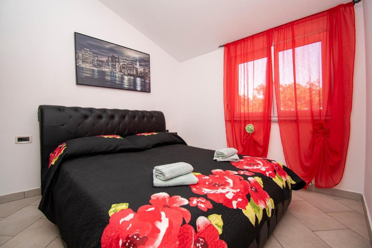 Apartments With Pool In Pula,Croatia 외부 사진