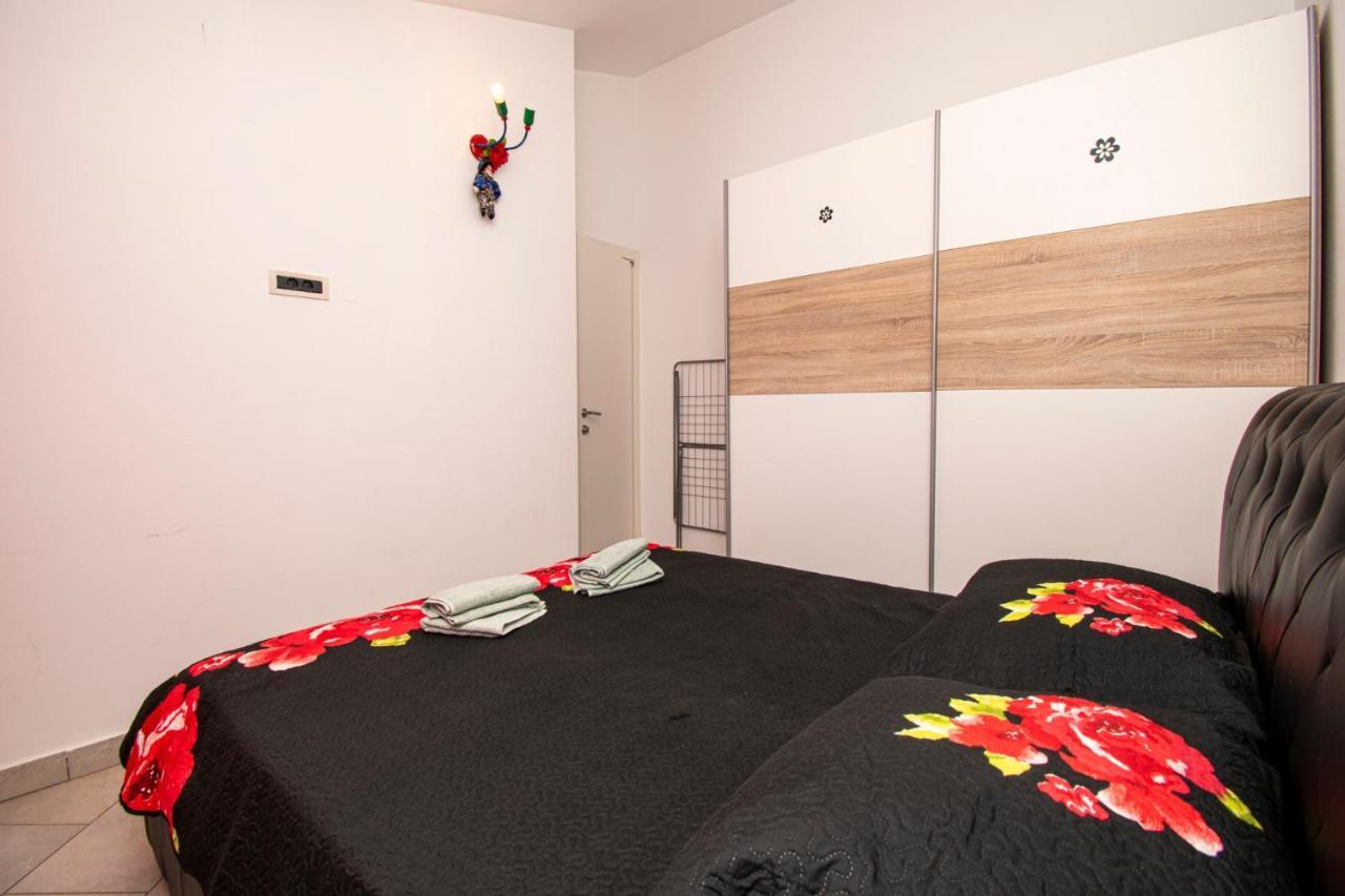 Apartments With Pool In Pula,Croatia 외부 사진