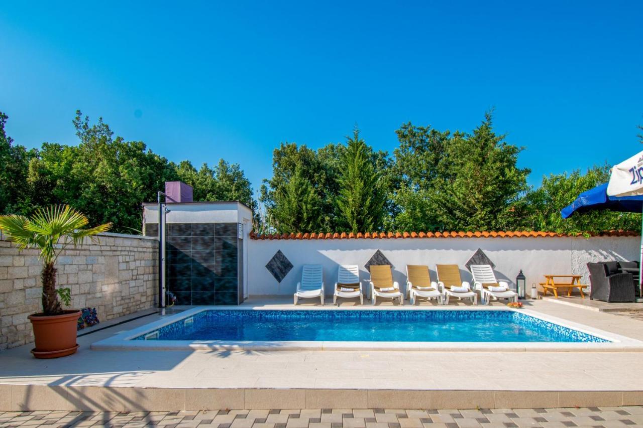 Apartments With Pool In Pula,Croatia 외부 사진