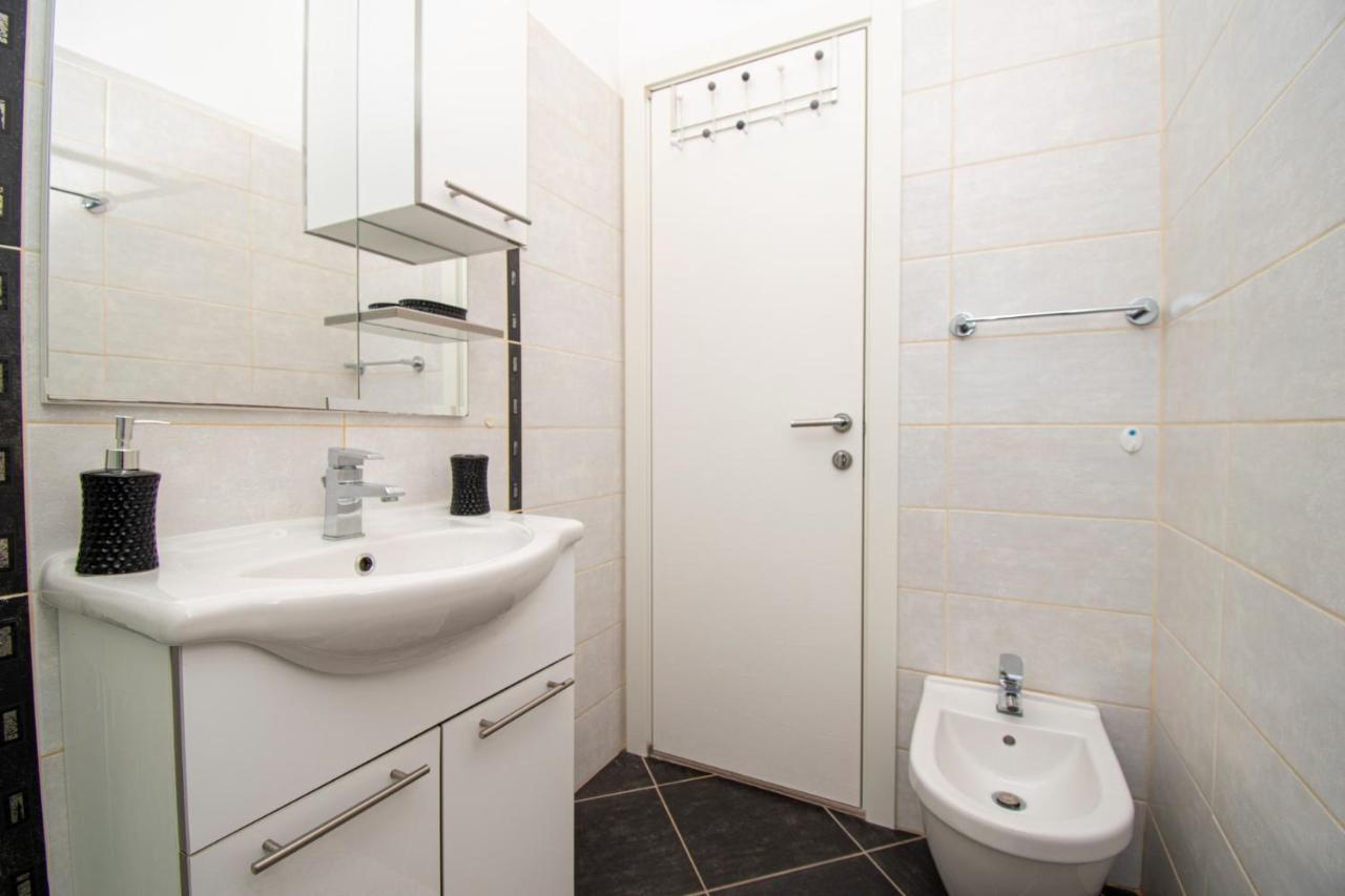 Apartments With Pool In Pula,Croatia 외부 사진
