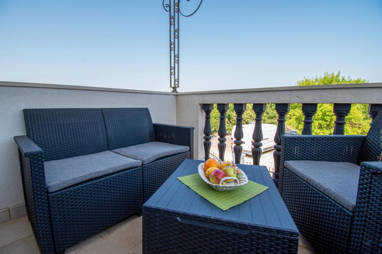 Apartments With Pool In Pula,Croatia 외부 사진